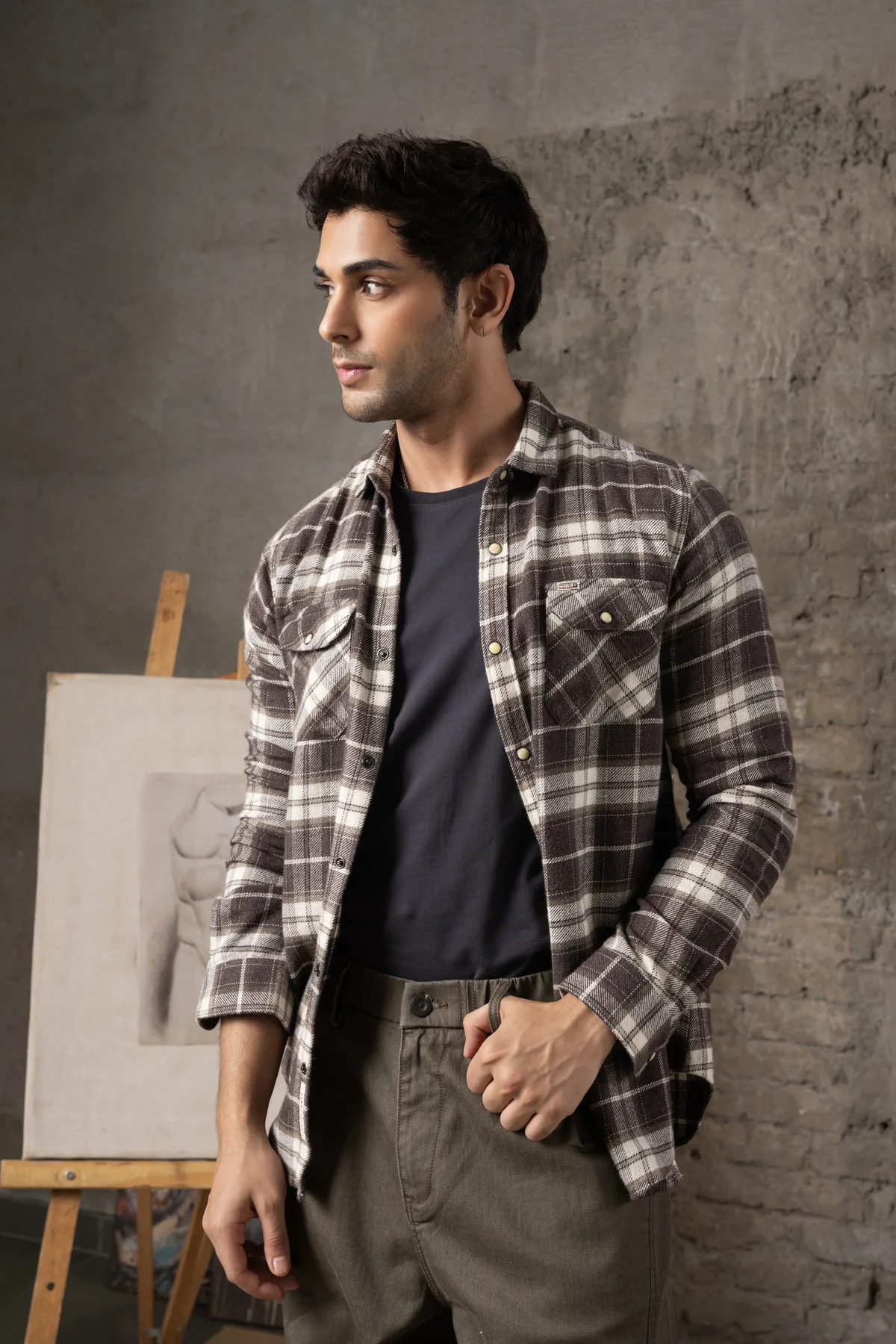 Detail of the checked mid-layer